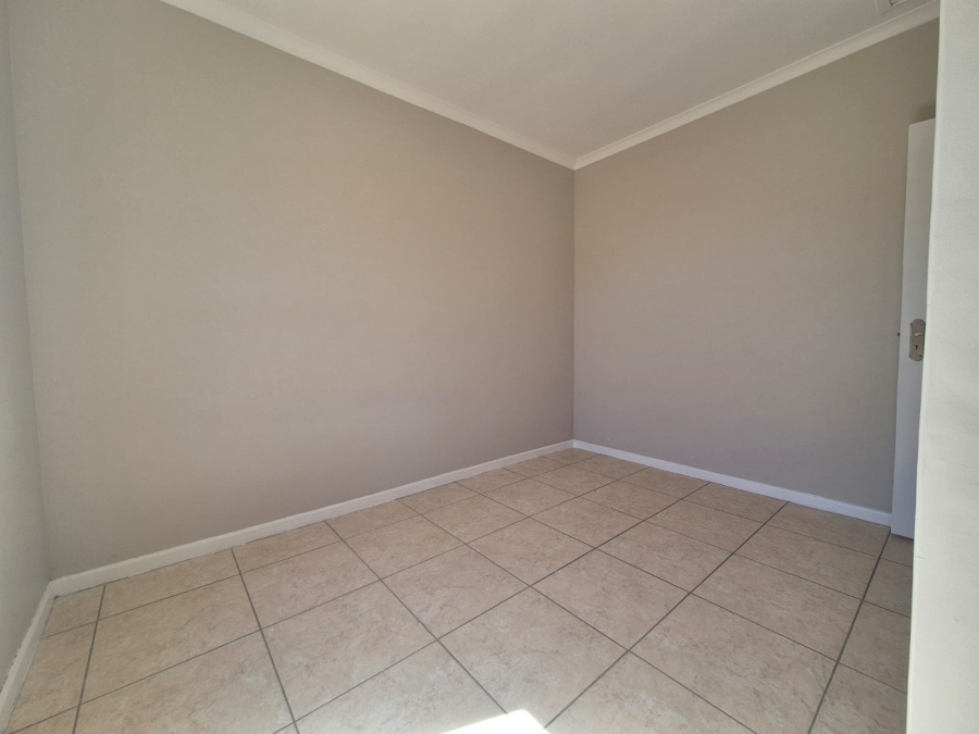 To Let 2 Bedroom Property for Rent in Ottery Western Cape